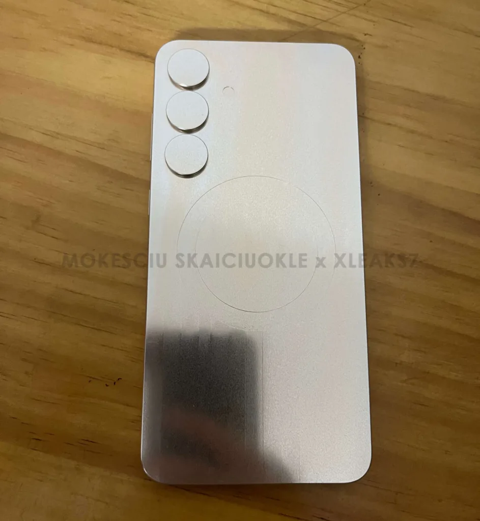 Galaxy S25, S25+ et S25 Ultra sont dévoilées : plus minces que la série S24 46 samsung galaxy s25 plus 3 1 1885