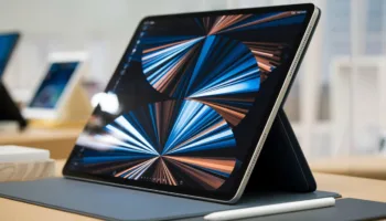 iPad pliable : Apple prépare une tablette géante pour 2028 avec un pli invisible !