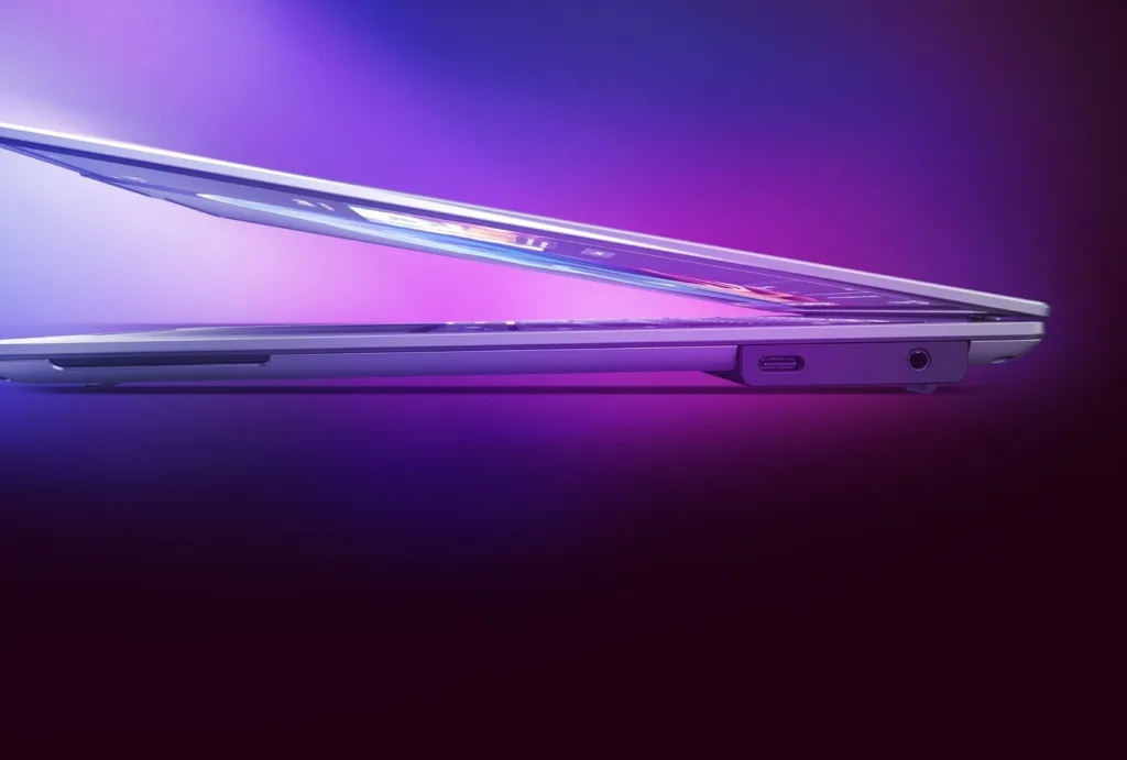 ThinkPad X9 : Un nouveau design sans TrackPoint ? 47 Gfkghohb0AAWbiq