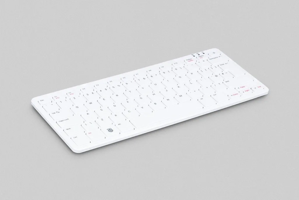 Raspberry Pi 500 : L'ordinateur tout-en-un abordable et puissant 65 Raspberry Pi 500 front Large