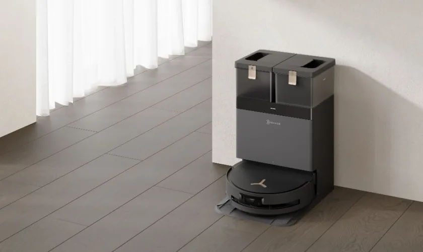 CES 2025 : Deebot X8 Pro Omni, le robot aspirateur laveur révolutionnaire de Ecovacs