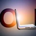 iPhone Fold Vertical Feature 1
