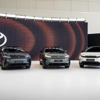 Toyota : Nouveaux SUV électriques, batteries solides et stratégie multi-technologies pour 2025