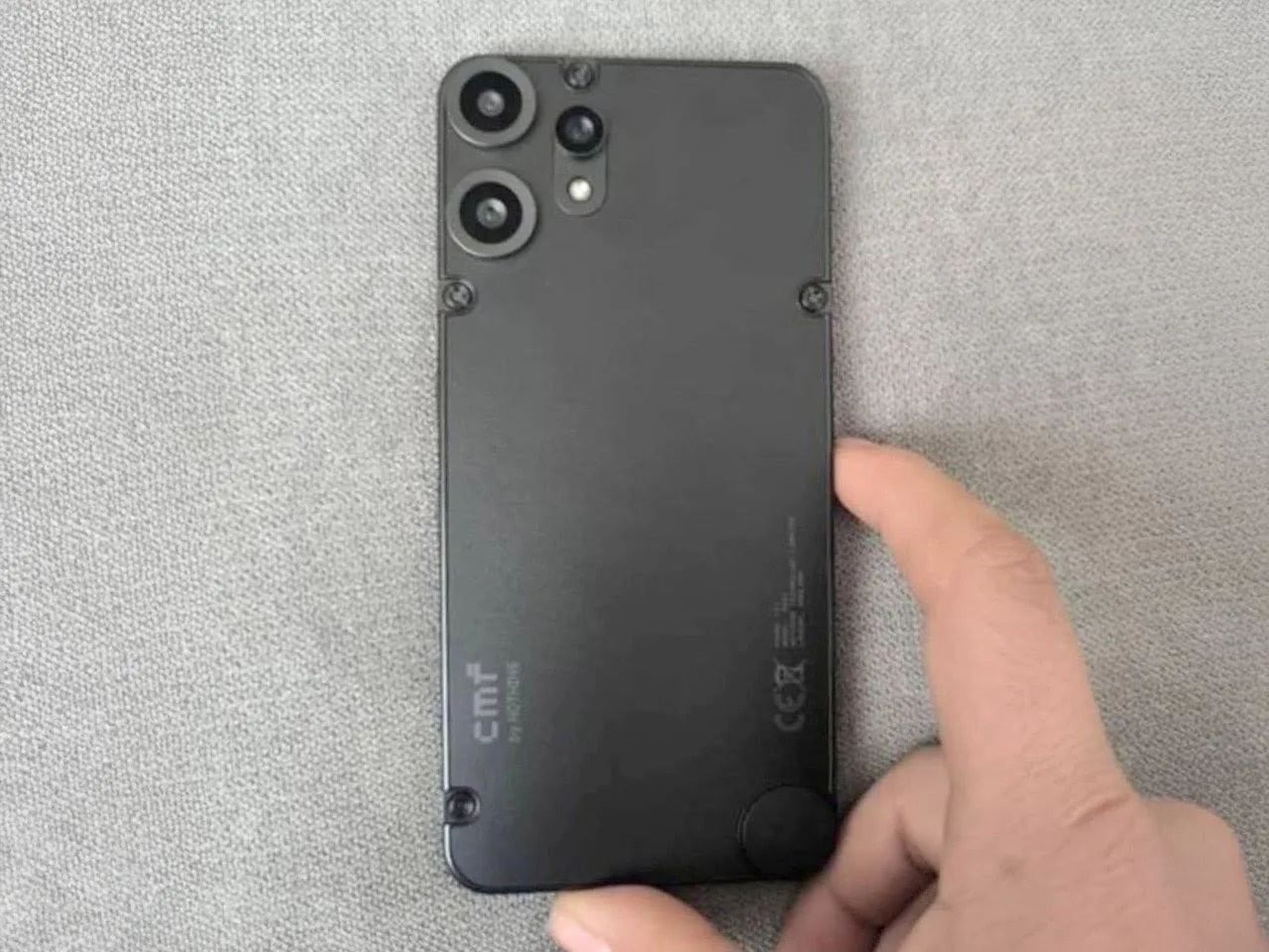 CMF Phone (2) : un design revisité, un triple capteur photo et les premières fuites dévoilées
