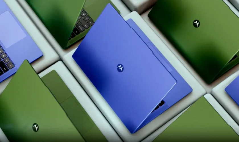 Moto Book 60 : Motorola dévoile son premier ultrabook haut de gamme 61 Moto Book 60 : Motorola dévoile son premier ultrabook haut de gamme