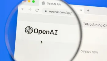 OpenAI prépare un réseau social IA : ChatGPT peut-t-il détrôner X ?