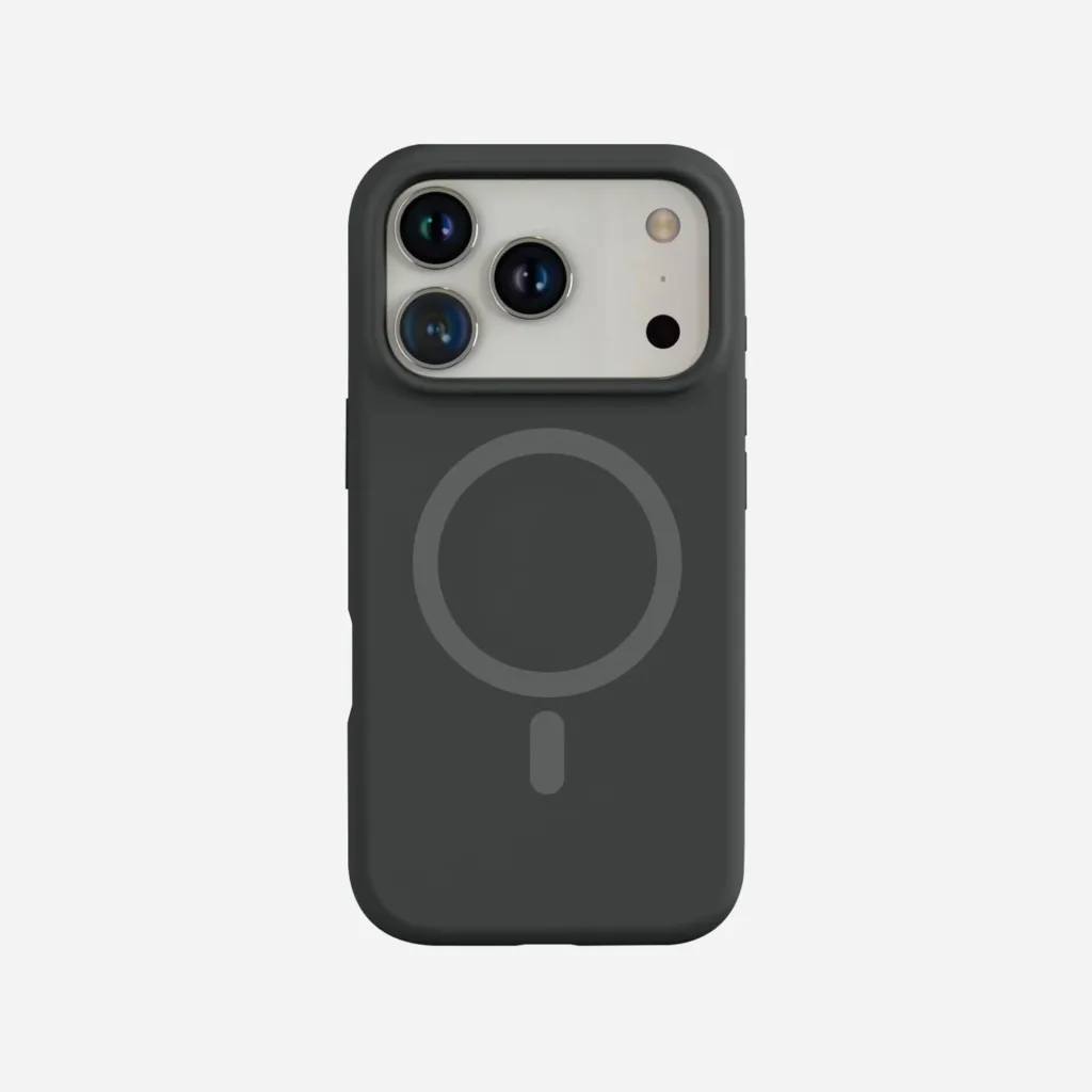 Le futur iPhone 17 se dévoile : Finesse extrême ou bloc caméra géant ? 69 iPhone 17 Pro silicone case 3