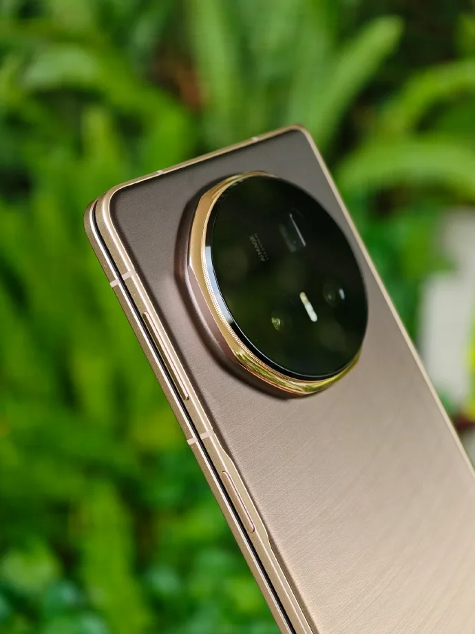 Honor Magic V5 : le smartphone pliable le plus fin du monde arrive le 2 juillet 55 006BlblIgy1i2p4lq1z46j32dc35sb2a