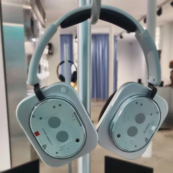 Nothing Headphone (1) : un design transparent audacieux et une signature sonore signée KEF