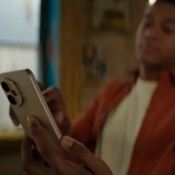 Écran du HONOR 400 : lisibilité optimale et confort visuel toute la journée