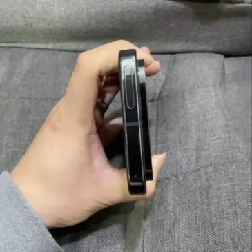Google Pixel 10 Pro prototype li 7