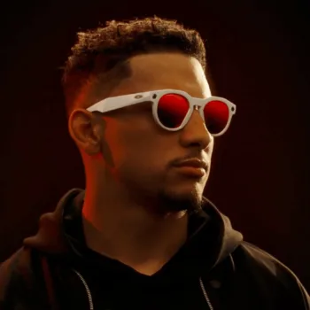 Oakley Meta HSTN : des lunettes connectées sportives avec caméra 3K et IA Meta