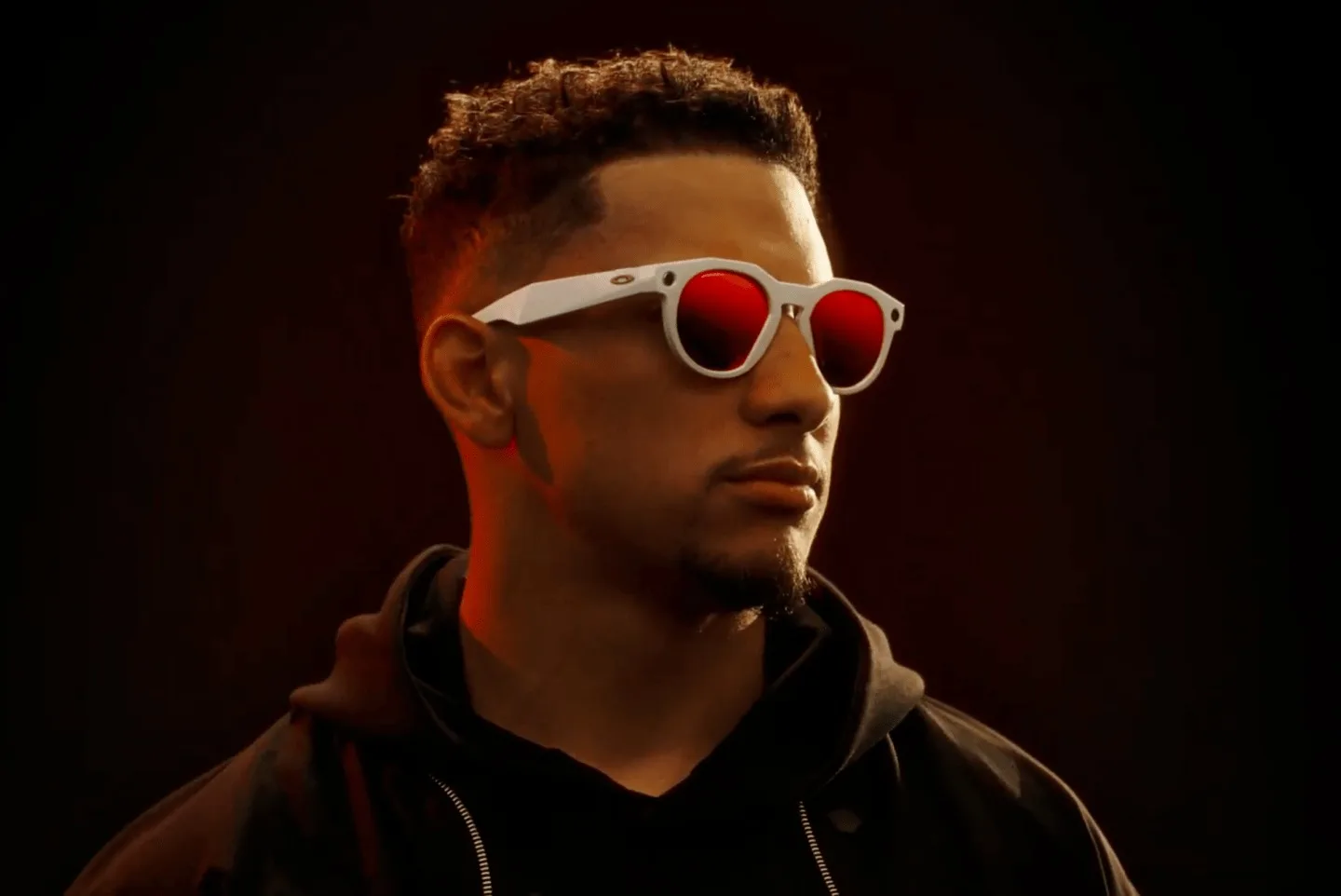 Oakley Meta HSTN : des lunettes connectées sportives avec caméra 3K et IA Meta