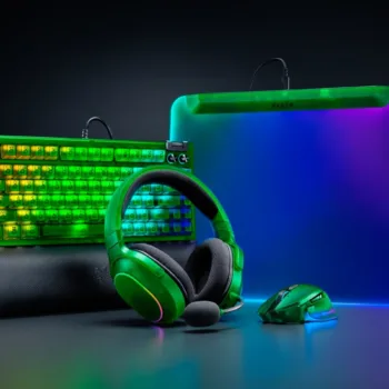 Razer Phantom Collection : du RGB encore plus éclatant grâce à des coques translucides