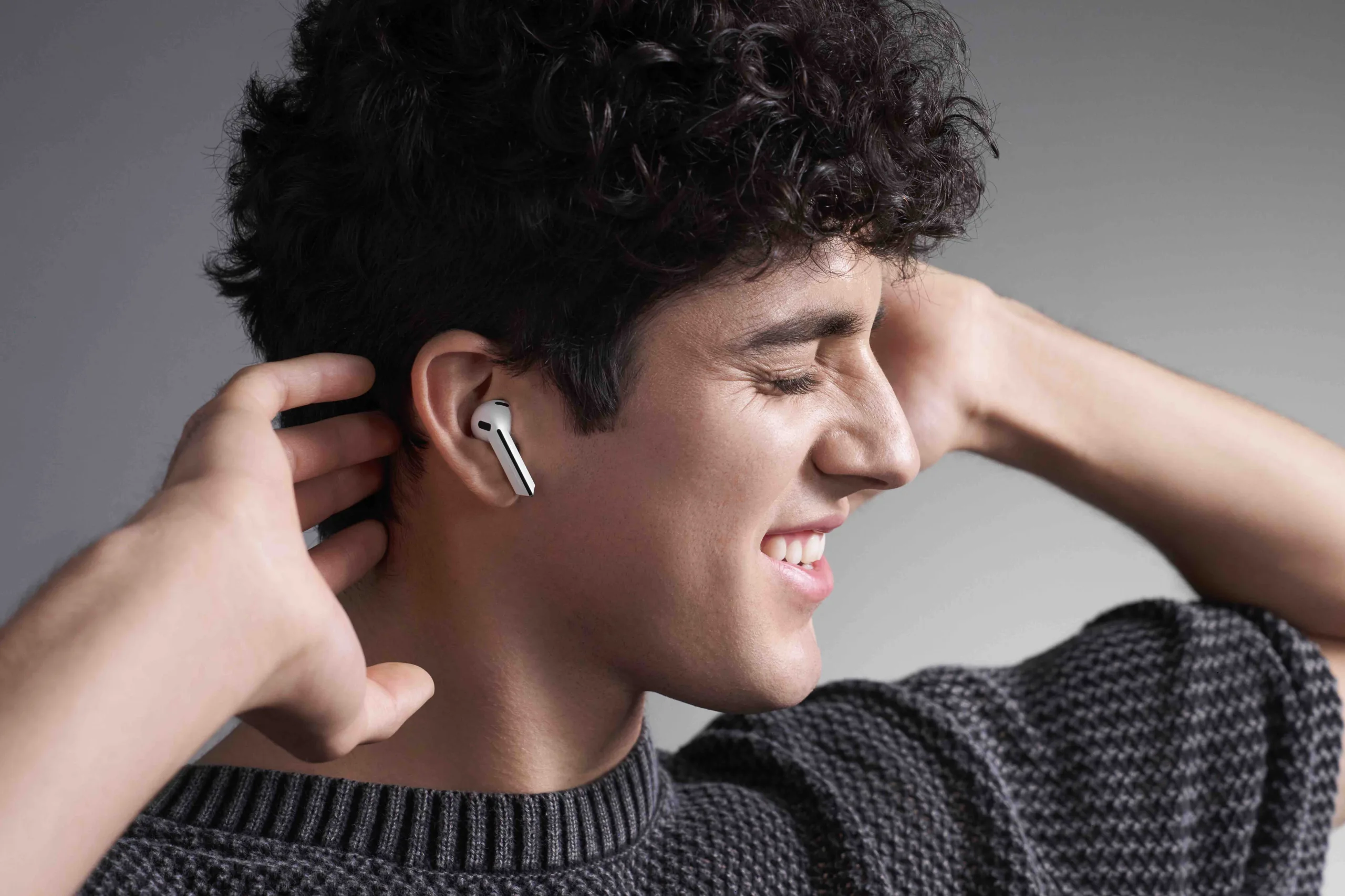 Galaxy Buds 3 FE : les écouteurs abordables de Samsung miseront sur l’isolation et l’IA