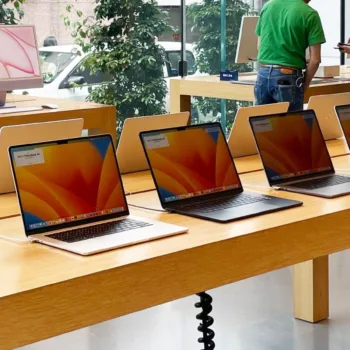Apple prépare la mise à jour des Mac… sans ouvrir la boîte