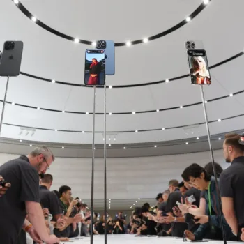 iPhone 18 : Apple préparerait 6 modèles en 2027, dont un iPhone pliable