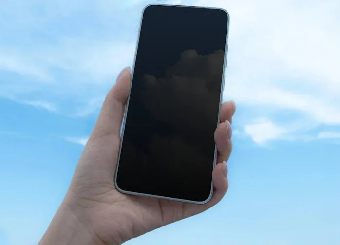 Meizu 22 : le smartphone aux bordures les plus fines du monde arrive en août