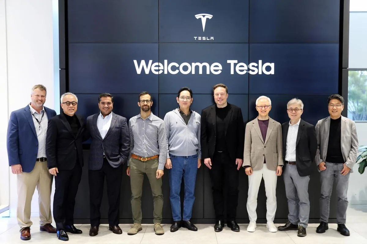 Tesla choisit Samsung pour produire sa puce AI6 : un contrat à 16,5 milliards de dollars officialisé