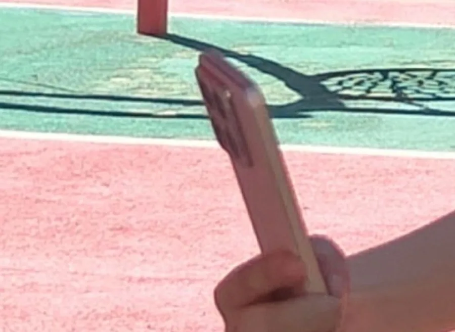 Meizu 22 : design retravaillé, capteur lumineux et Snapdragon 8 Elite au programme