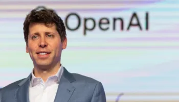 Sam Altman admet que l’IA est en pleine bulle : entre hype, milliards et réalités techniques