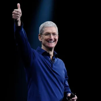 Tim Cook à ses équipes : « Apple doit gagner dans l’IA, et nous allons le faire »