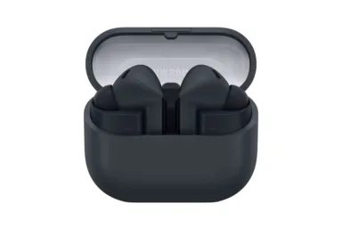 Buds3-FE_Black_007_Case-Opened_R Buds3 FE Black 007 Case Opened R