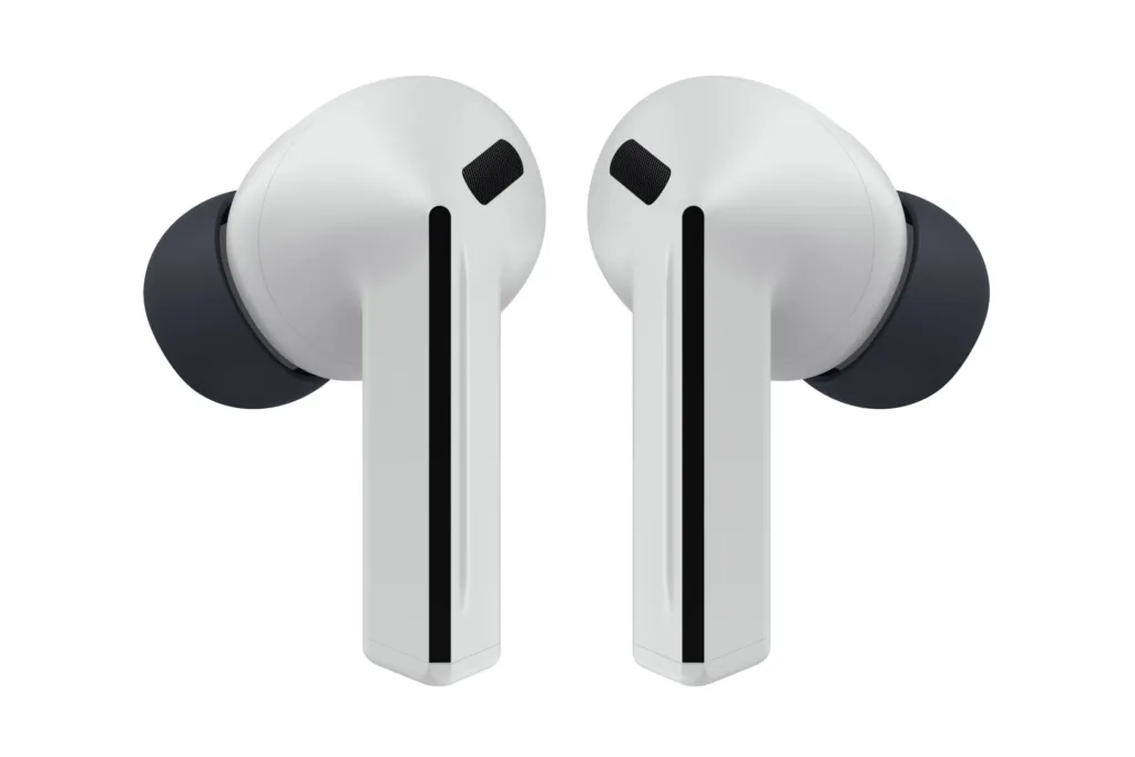 Samsung officialise les Galaxy Buds 3 FE avec ANC et Galaxy AI à moins de 150 euros 54 Buds3 FE Light gray 001 Front RG