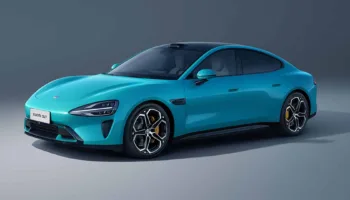 Xiaomi SU7 : la voiture électrique chinoise arrive en Europe avec le soutien du PDG de Ford