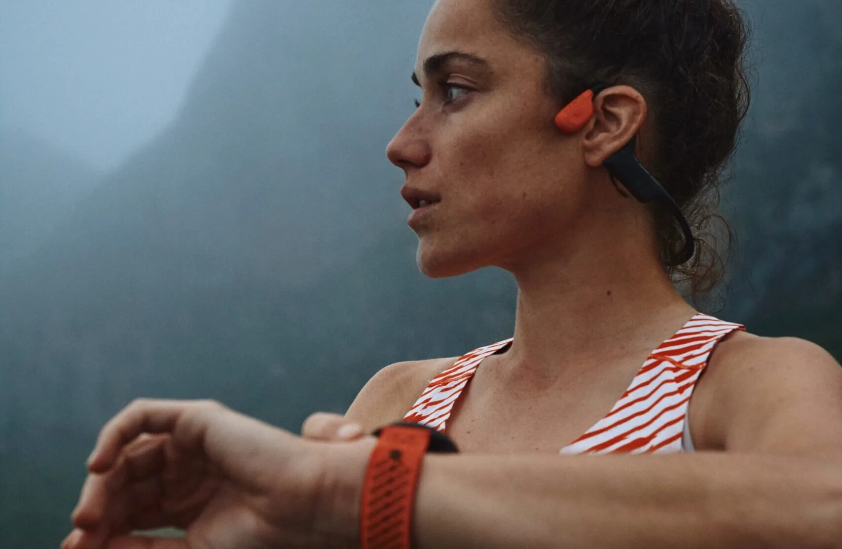 Suunto Race 2 et Wing 2 : la montre et les écouteurs parfaits pour les coureurs et sportifs outdoor 49 c68767281b012a93 scaled e1756538401930