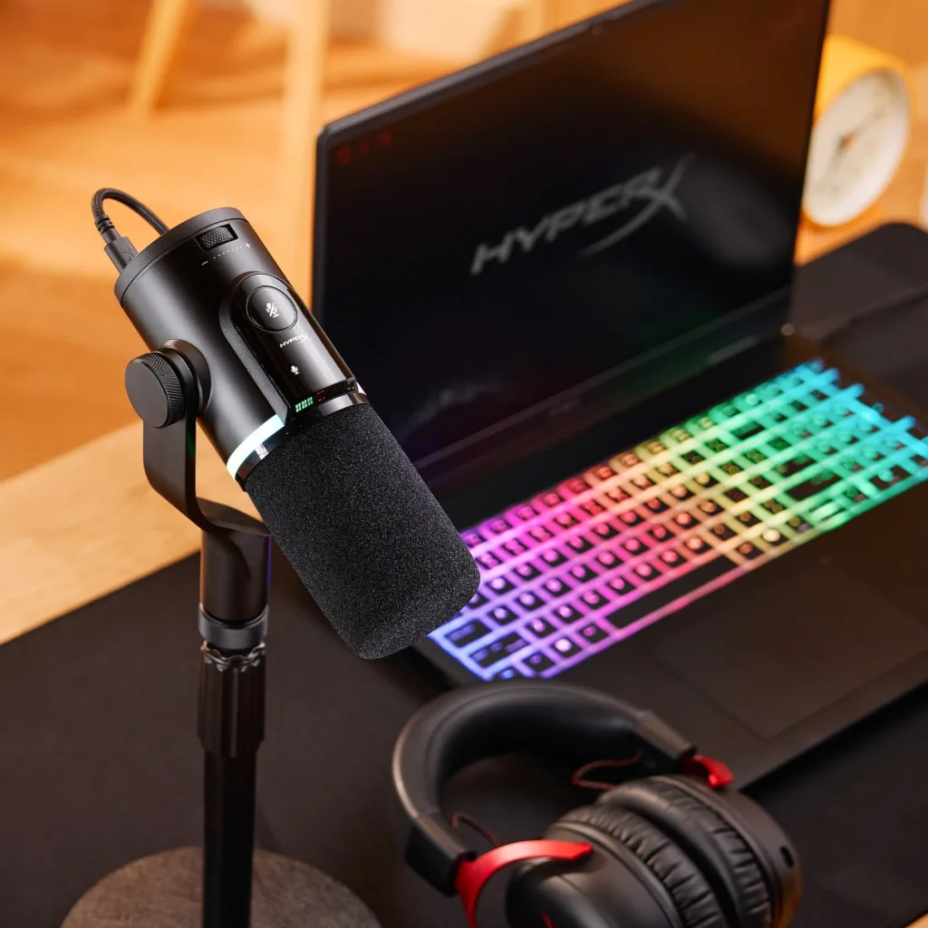 HyperX lance FlipCast et SoloCast 2 : deux micros USB/XLR pour streamers et gamers 54 kf 5 hyperx flipcast streaming x