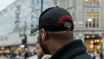 Apple miserait sur des AirPods avec caméra plutôt que des lunettes AR