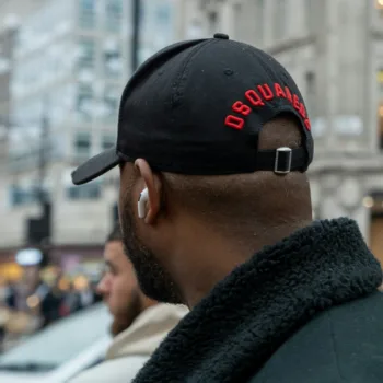 Apple miserait sur des AirPods avec caméra plutôt que des lunettes AR