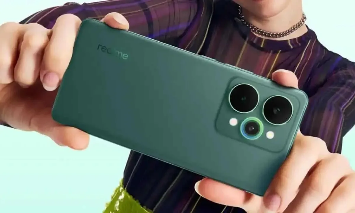 Realme 15, 15T et 15 Pro : la nouvelle série de smartphones arrive en Chine en septembre