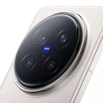 vivo X300 : lancement prévu en octobre avec écran compact et capteurs Zeiss