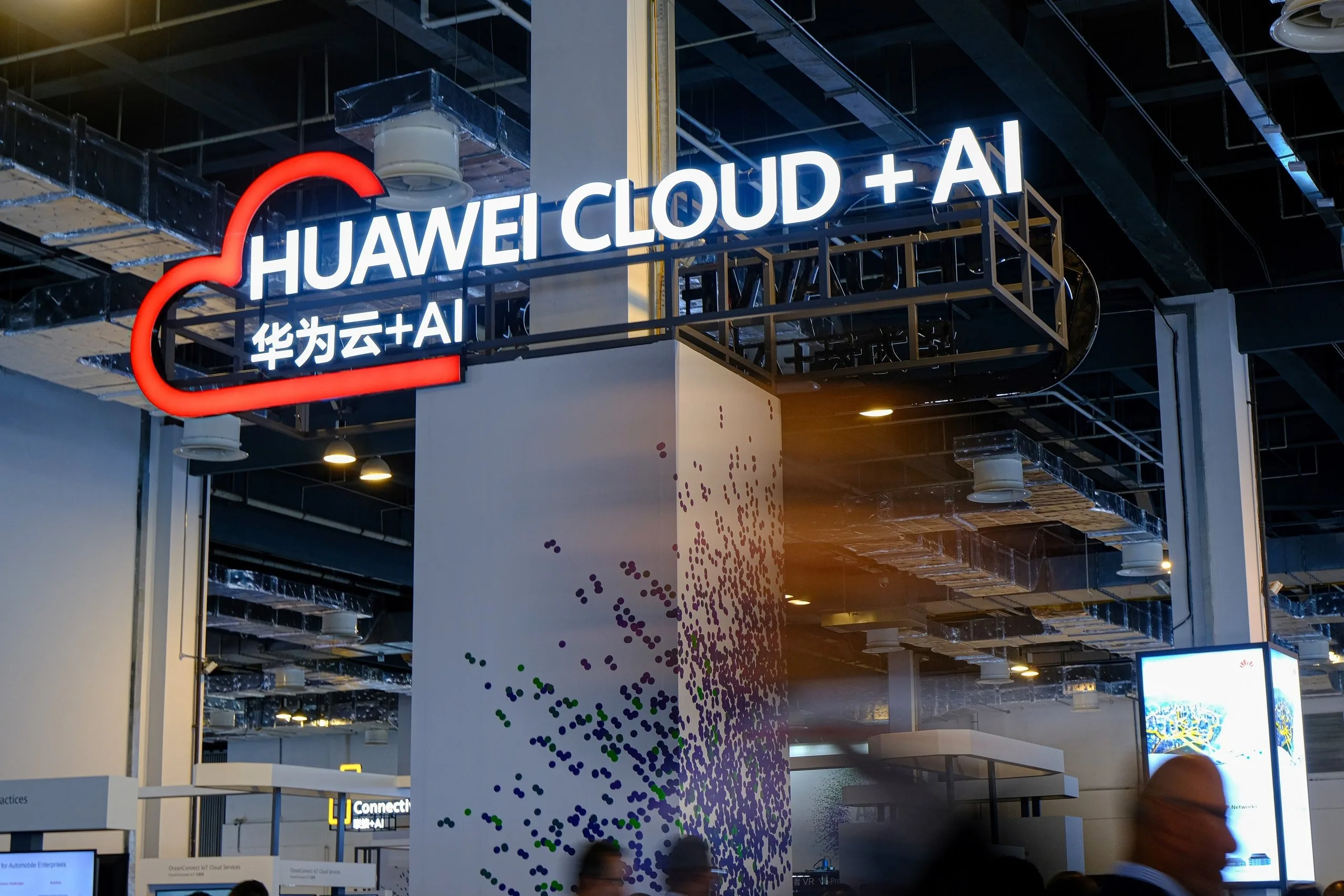 Huawei Cloud : +250 % de puissance de calcul pour l’IA en Chine
