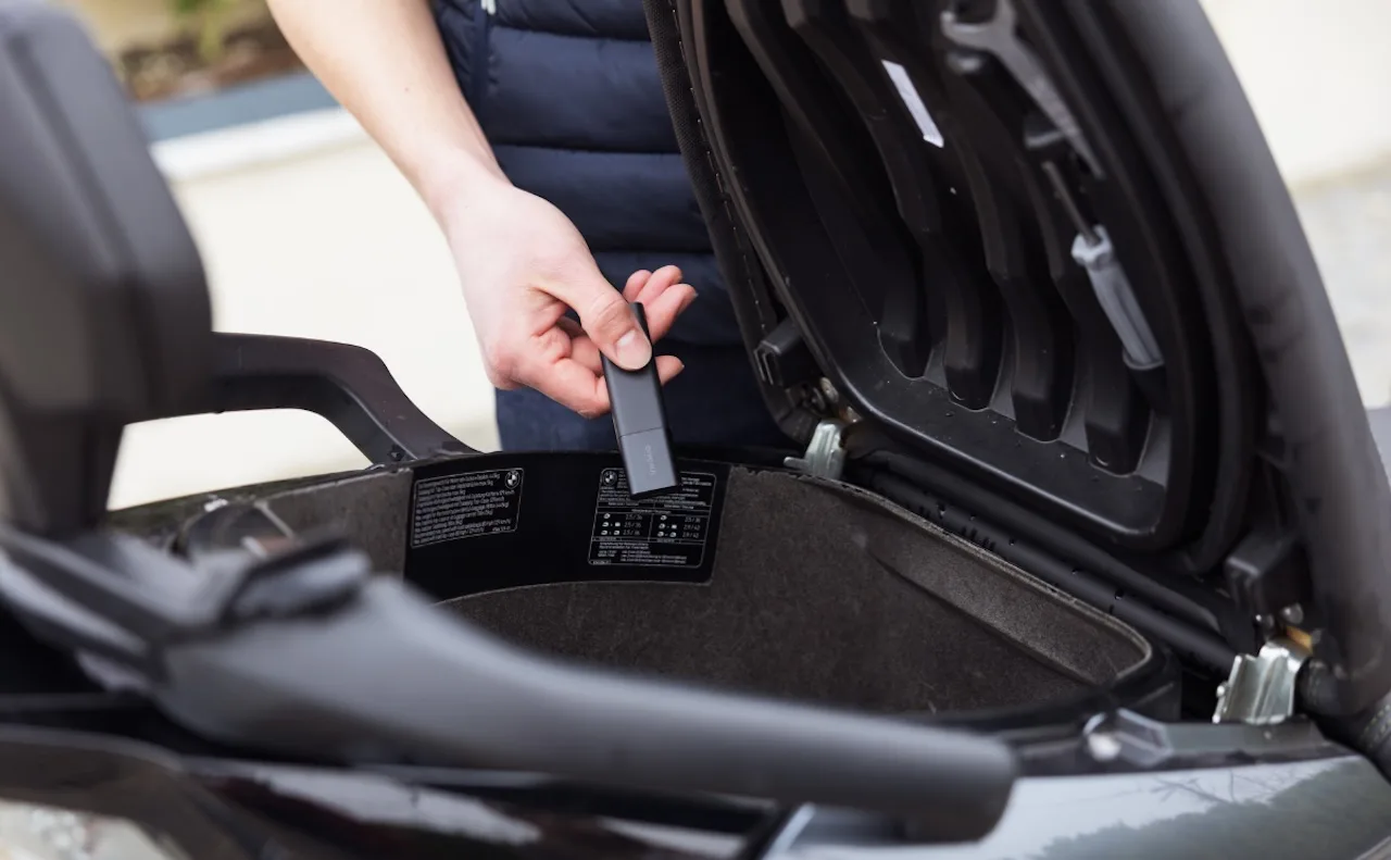 Invoxia Tracker GPS Classic Edition 2026 : IA embarquée et mode anti-vol inédit 51 21