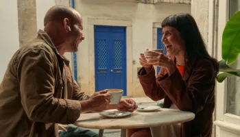 AirPods Pro 3 : la traduction instantannée arrive aussi sur AirPods Pro 2 et AirPods 4