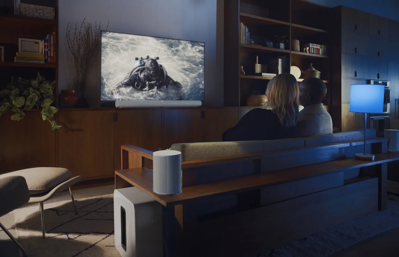 Philips Hue et Sonos : contrôlez vos lumières avec la voix via vos enceintes 50 E924 697251 Shot 2b PH Lighting v03