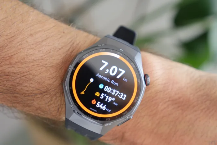 Huawei Faut-il craquer pour la Huawei Watch GT 6 Pro ? Les premières impressions