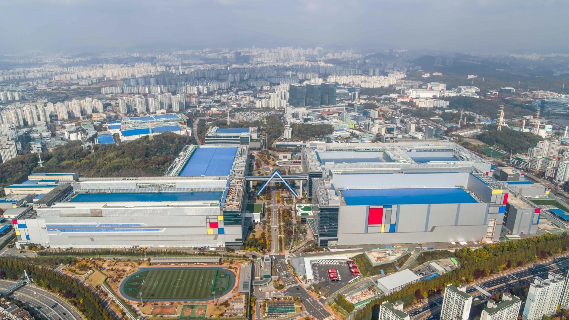 Samsung frappe fort : ses puces 2 nm seront 30 % moins chères que celles de TSMC 49 Samsung frappe fort : ses puces 2 nm seront 30 % moins chères que celles de TSMC