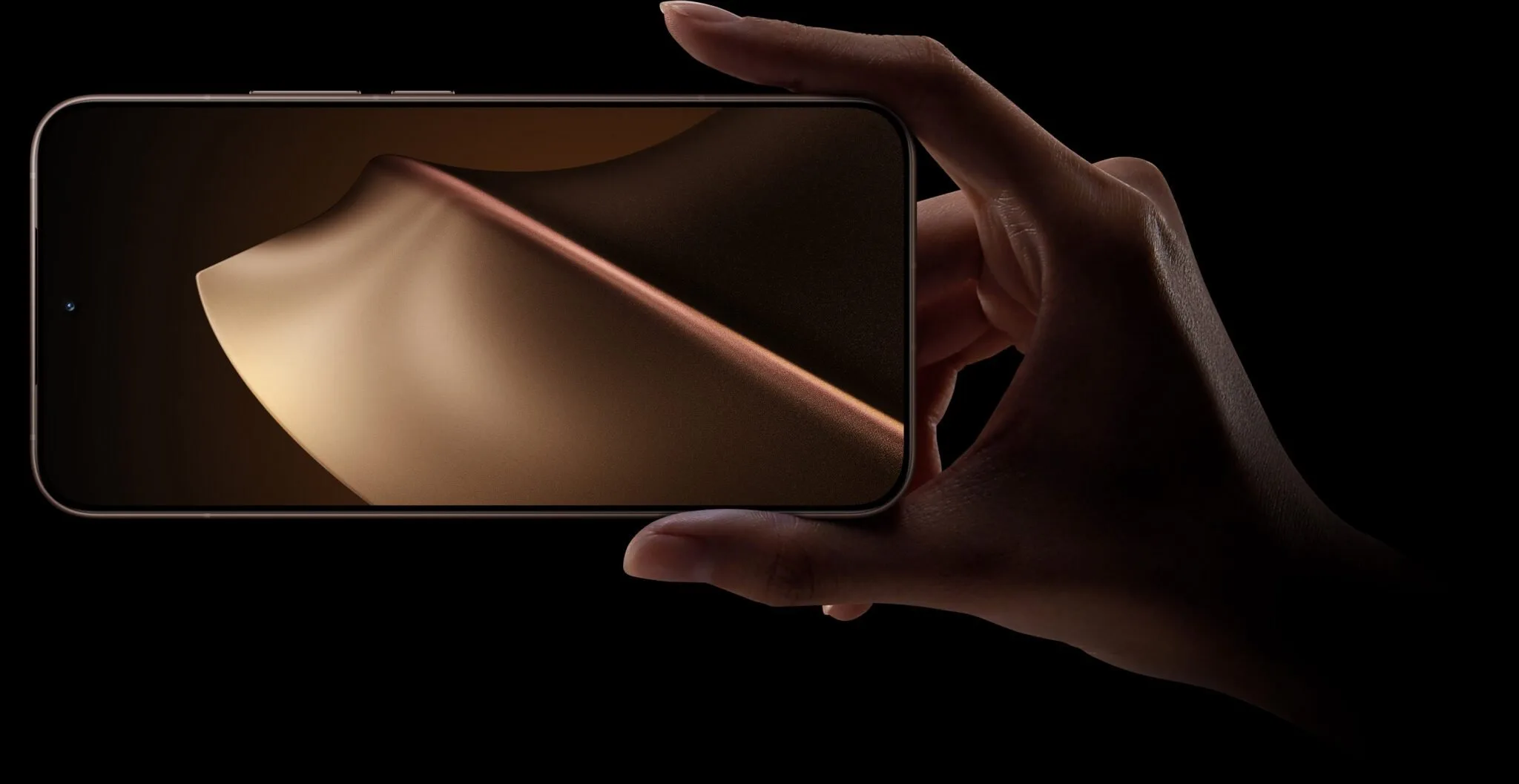 Xiaomi 15T Pro Handhold 01 Mocha