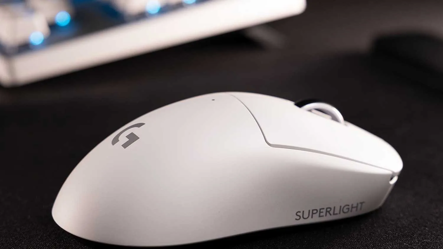 a white pro x superlight 2c mous
