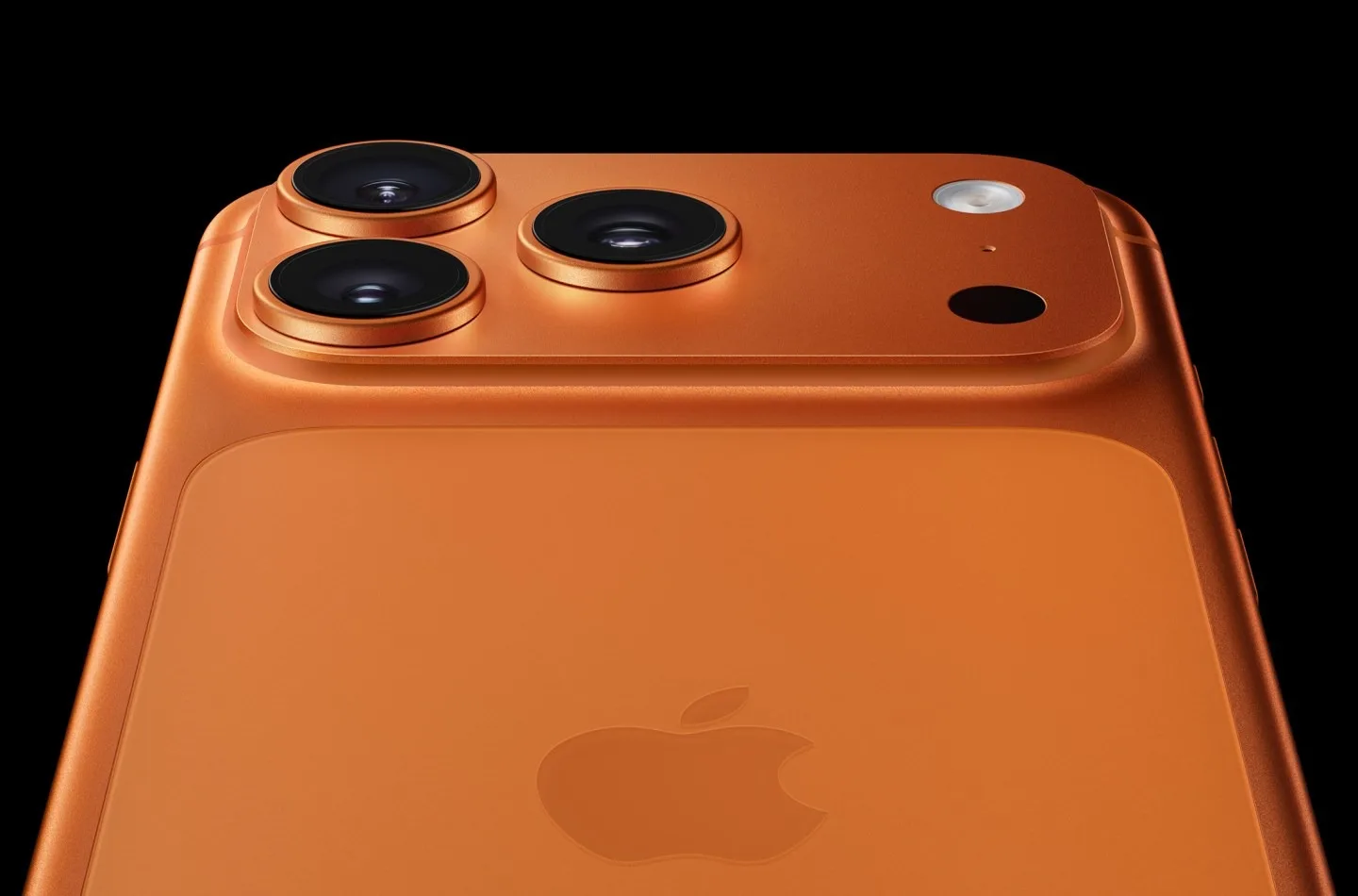 apple iphone 17 pro orange camer 1