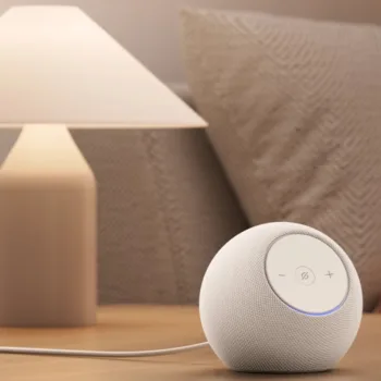 Echo Dot Max : Un son 3x plus puissant pour défier le HomePod Mini d'Apple à 110 € ?