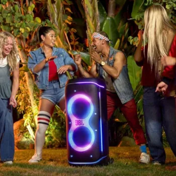 IFA 2025 : JBL PartyBox 720, Boombox 4 et Grip, de nouvelles enceintes Bluetooth 2025
