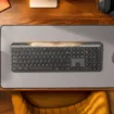 Logitech Signature Slim Solar+ K980 : le clavier sans fil qui fonctionne à la lumière