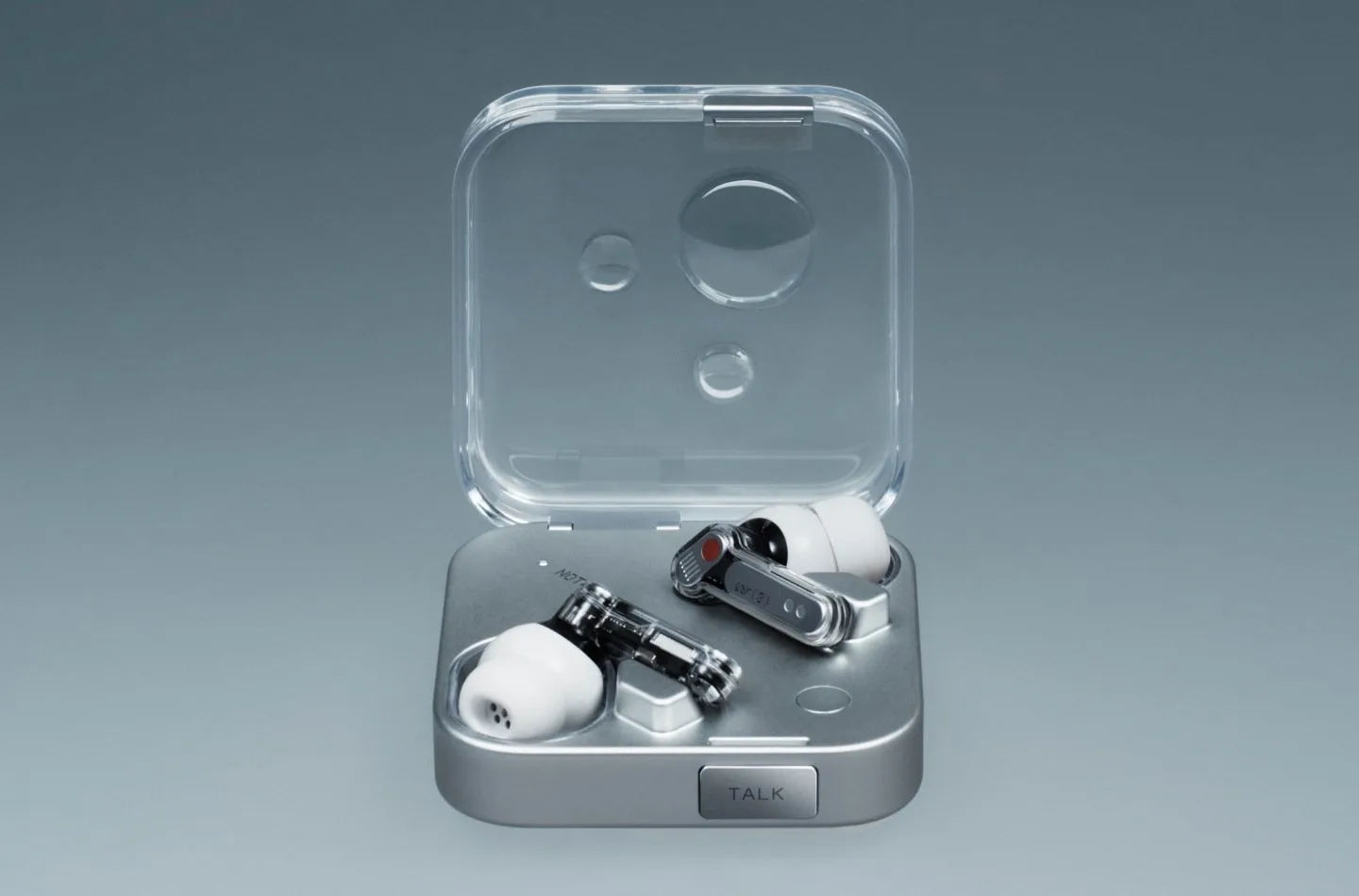 Nothing ear (3) : un design raffiné avec aluminium recyclé et bouton “talk” inédit