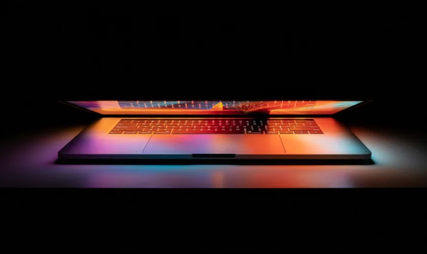 MacBook Pro OLED : Apple prépare un grand saut pour 2026 (ou 2027)