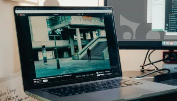 YouTube Premium commence à bloquer le partage de compte en dehors du foyer